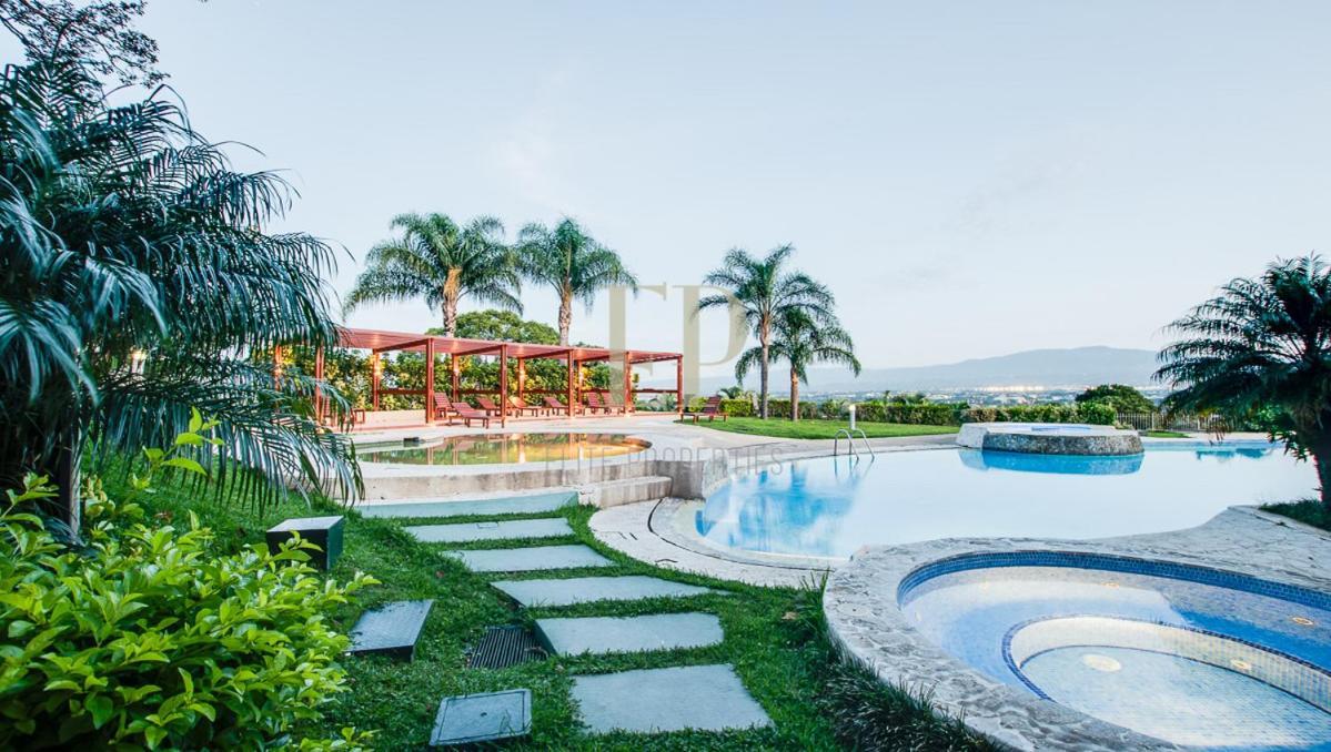 Cr Mariposa Rentals Comfortable Penthouse, Ac, Pool, Gym, Tennis Santa Ana  Dış mekan fotoğraf